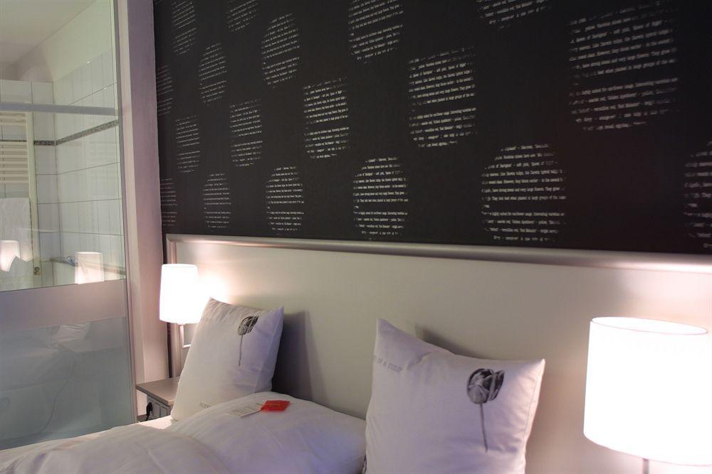 Wellings Romantik Hotel Zur Linde Moers Zewnętrze zdjęcie