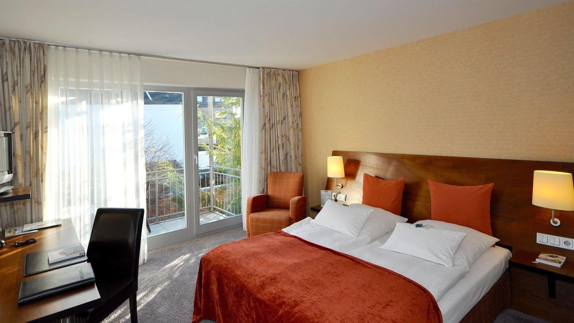 Wellings Romantik Hotel Zur Linde Moers Zewnętrze zdjęcie